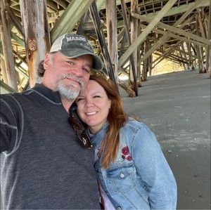 Meet your Posher, Carrie